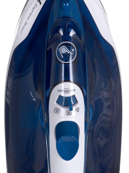 SEB Tefal parno glačalo FV2838E0