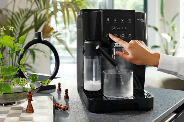 Aparat za kavu DeLonghi ECAM 220.60.B Magnifica Start Milk