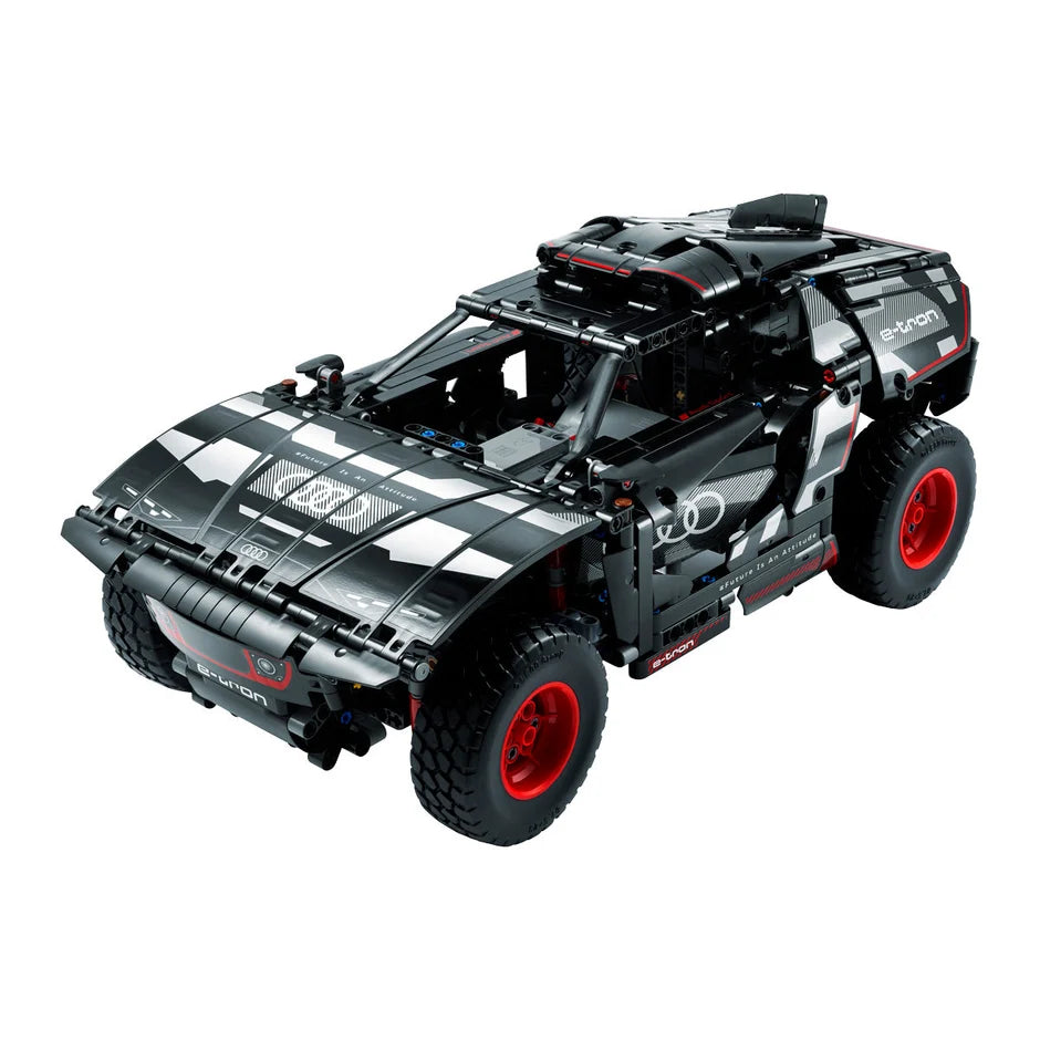 LEGO® TECHNIC™ 42160 Audi RS Q e-tron