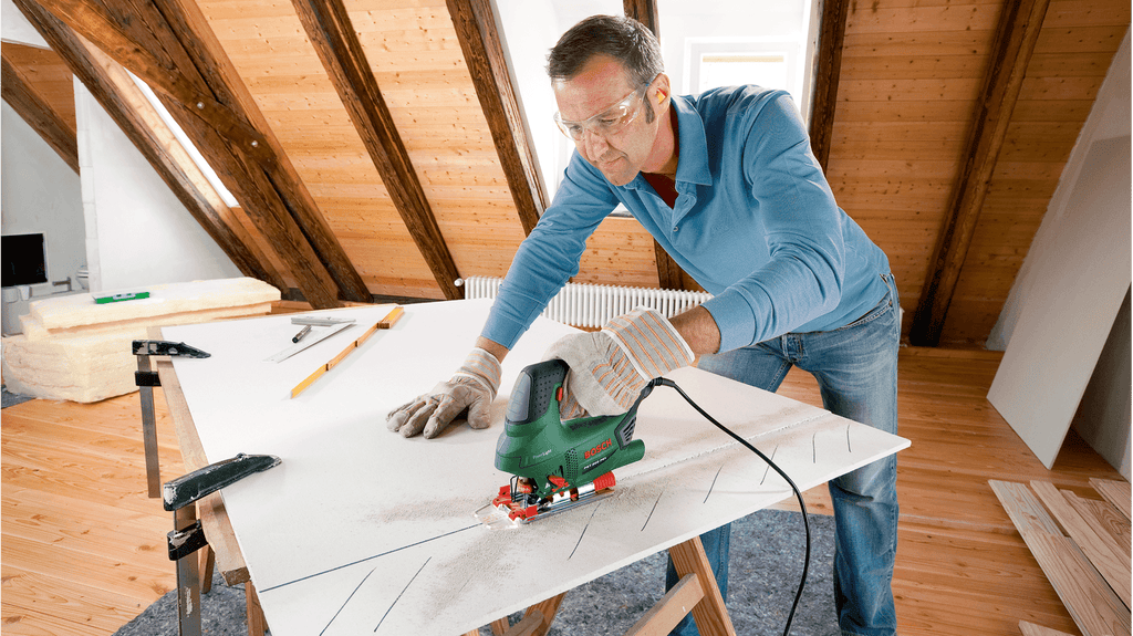 BOSCH ubodna pila PST 900 PEL