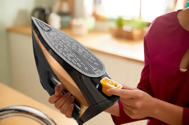 Glačalo Philips DST7040/80