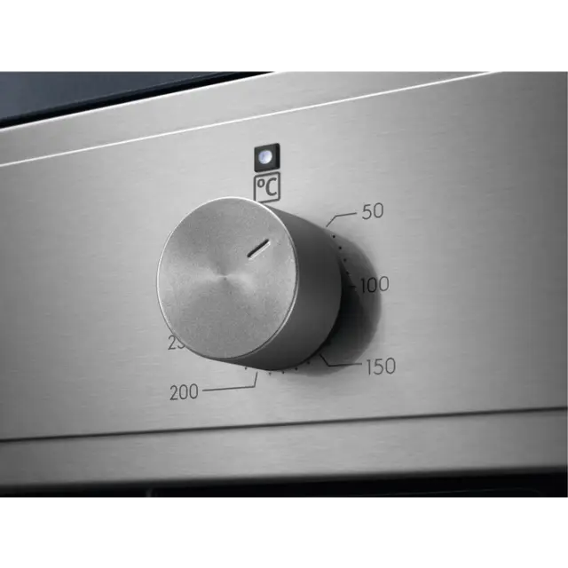 Pećnica ugradbena Electrolux EOF3H00BX